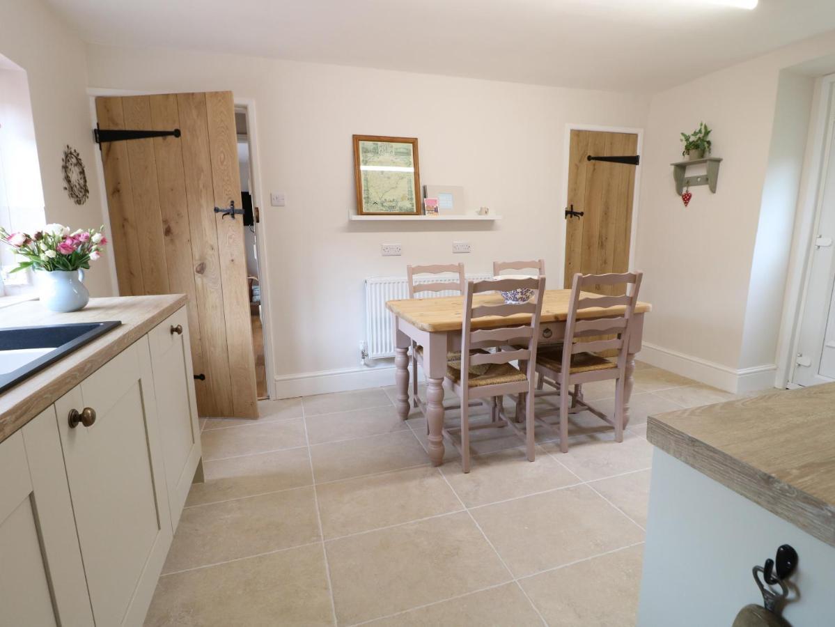 Bennett'S Cottage Oakham Esterno foto