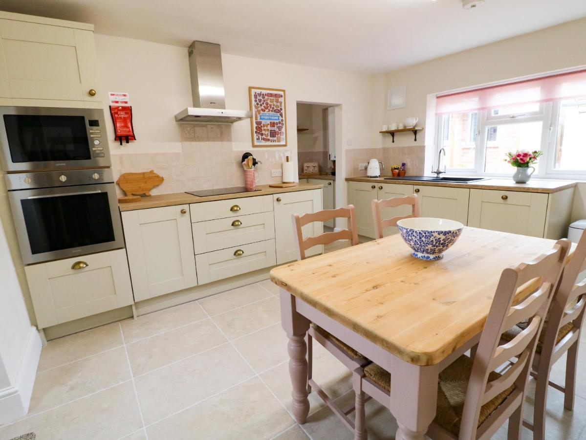 Bennett'S Cottage Oakham Esterno foto